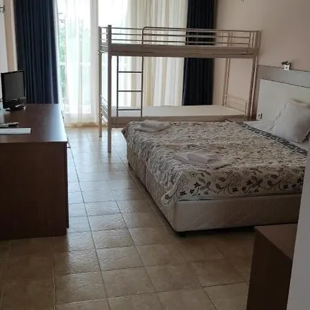 Hotel Семеен Хотел Делфин Бийч Ravda